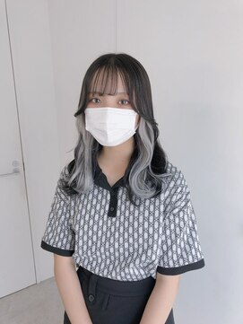 サイ アオヤマ(sai AOYAMA) モテ髪韓国風インナーカラー/イヤリングカラー×ホワイト