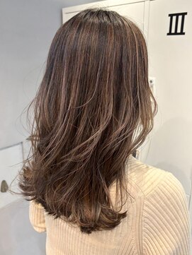 ラキ(laki) フェイスレイヤー×ハイライトくすみベージュ　八丁堀/laki