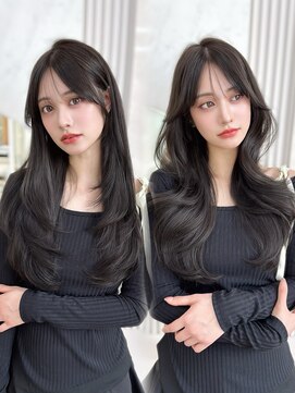 アフロートリノ(AFLOAT Leino) 大人可愛い　レイヤーカットくびれヘアワンカールハイレイヤー#