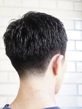 ダウバーバーショップ(DAU BARBER SHOP) ローフェード