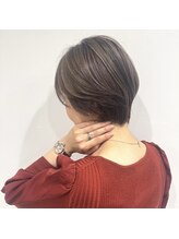 ラフヘアー(LaF)&nbsp;ショートボブ×白髪ぼかしハイライト