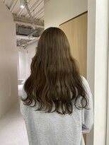 ニール 名古屋 伏見 丸の内(NEELU)&nbsp;【Neelu_hina】ハーフブリーチで作るほんのりオリーブベージュ