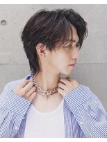 オグジュアリー 表参道(aux.)&nbsp;スーツ短髪ツーブロック束感モテる黒髪シークレットパーマ流行