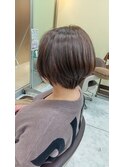 ショートボブ