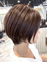 リノナ(Linona)&nbsp;ロングショートワンカールパーマカーキグレージュ前髪錦糸町