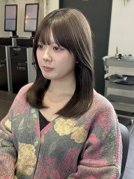 ビューシンサイバシ(VIEW SHINSAIBASHI) 透明感グレージュカラー