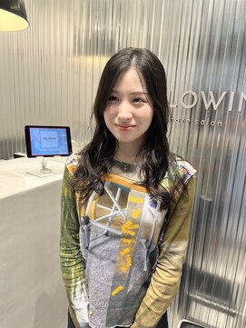 サロウィン 新潟万代店(SALOWIN) ハッシュカット