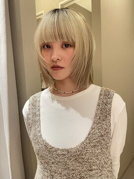 ノラギンザユー(NORA GINZA/U) 顔まわりレイヤーボブレイヤーカット前髪カットぱっつん前髪