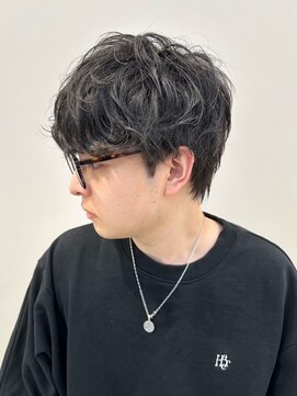 ノッツ(KNOTS) ぺたんとなる方必見!自然なボリュームで好印象!メンズパーマ