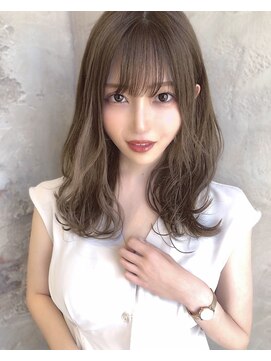 ミラリー 横浜(Mirareee) 20代30代40代◎小顔 無造作カール  ボブディくびれセミディ横浜