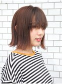 ナチュラル外はねボブ