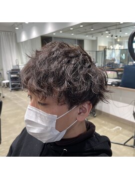 ケーオーエスビューティー(K O S beauty) スパイラル風マッシュショート