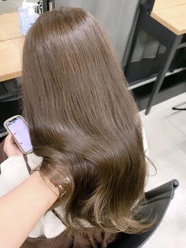 アリュウル 表参道(ALLURE) 透明感ナチュラルベージュ レイヤーカット 韓国ヘア