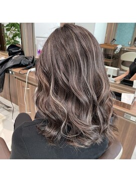 アッシュ 茗荷谷店(Ash) 脱白髪染め　30代40代50代60代