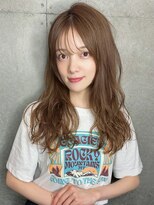 リークフー(Ree cu fuu)&nbsp;ロングレイヤーニュアンスパーマ春夏ベージュカラー