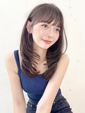 ビーチ(BEACH) ワンカールでかわいいロングレイヤーフルバング柔らかベージュ