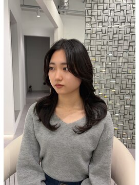 ウィーニード 名古屋(WENEED) レイヤーカット