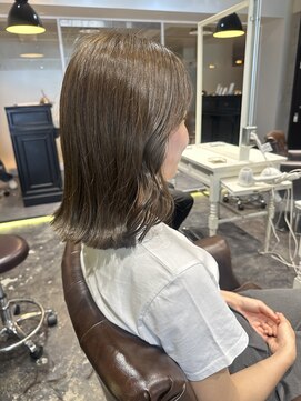 ナイン(N INE.) オリーブベージュ