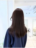オリーブグレージュ
