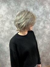 グレーアッシュ