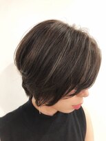 バズ ビー(BUZZ Bee)&nbsp;ハイライト×アッシュベージュ☆