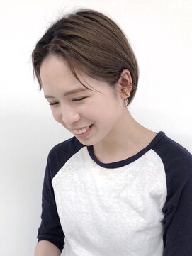 サン(son) ショートボブ