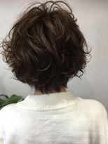 オリジナル ヘアー（OLIZINAL Hair) 華やかフェミニンショート