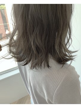 ジーナ 札幌(Zina) 【Zina SAPPORO】オリーブベージュ