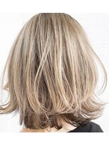 ラビス 浦和(Lovis) デザインカラー/レイヤーカット/ウェットヘア/夏のヘアアレンジ