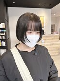 顔まわりレイヤーミニボブ
