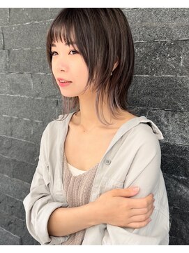 クレイ(Clay) ウルフカット×インナーカラー