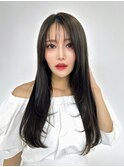 黒髪ロングレイヤーシースルーバング