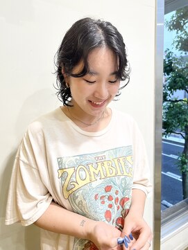 バディヘア ルーツ(BUDDY HAIR ROOTS) ウルフパーマ/レイヤー/黒髪パーマ/上前津/矢場町/大須