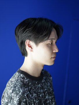 ボブ 金沢(BOB) 10代20代メンズカットセンターパートニュアンスパーマ