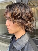 波巻きパーマメンズマッシュセンターパートツイストパーマウルフ