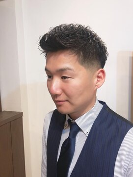 ヨロ(YoLo.) スキンフェード