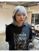 コティバイブローチ 札幌(koti BY broocH) blond × pail blue 【 koti札幌 / 大通り】