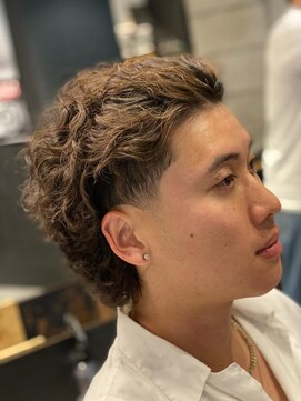 フランクスバーバー アンド ビアークラブ(FRANK'S BARBER and BEER CLUB) マレットスタイル