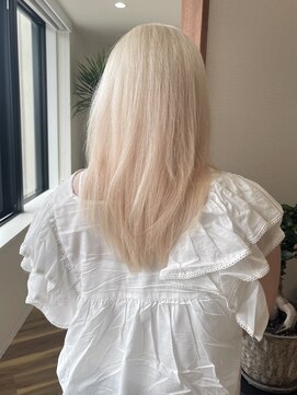 ダアッカ(da acca) ホワイトブロンド