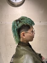 フランクスバーバーザスタンド(Frank’s barber the stand) MEN’S HAIR/サーフカール/刈り上げセンターパート/飯田橋T