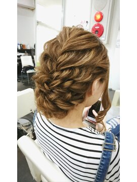 ミグ バイ クオーレ(mig by CUORE) 編み込みアップ