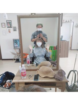 リー(Ly.) カットカラーハイライト