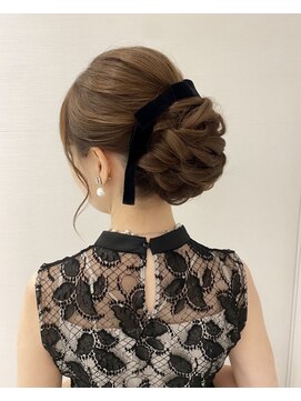 ヘアイズム ブランシュ(hair-ism BLanCHe) 【 BLANCHE 】下めアップスタイル