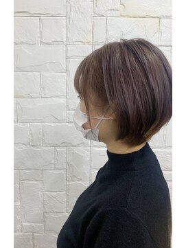 ディープ(Deep) 耳掛けボブ