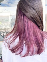 アウラ&nbsp;インナーカラー×ピンク