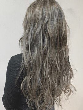 ルトワプラス(Lutowa plus) ハイライト×ロングヘア★