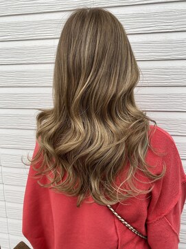 ステア ケース(stair case) 韓国艶髪レイヤーカット巻き髪髪質改善トリートメント