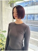 切りっぱなしボブ　赤髪ボブ　タッセルボブ