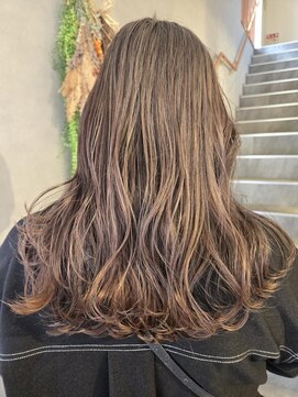 ヴィサージュメゾン(VISAGE maison) ハイライト×グレーカラー