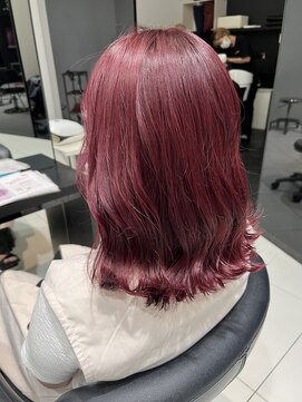 アヴァンス イオンモール和歌山店(AVANCE) レッドカラー